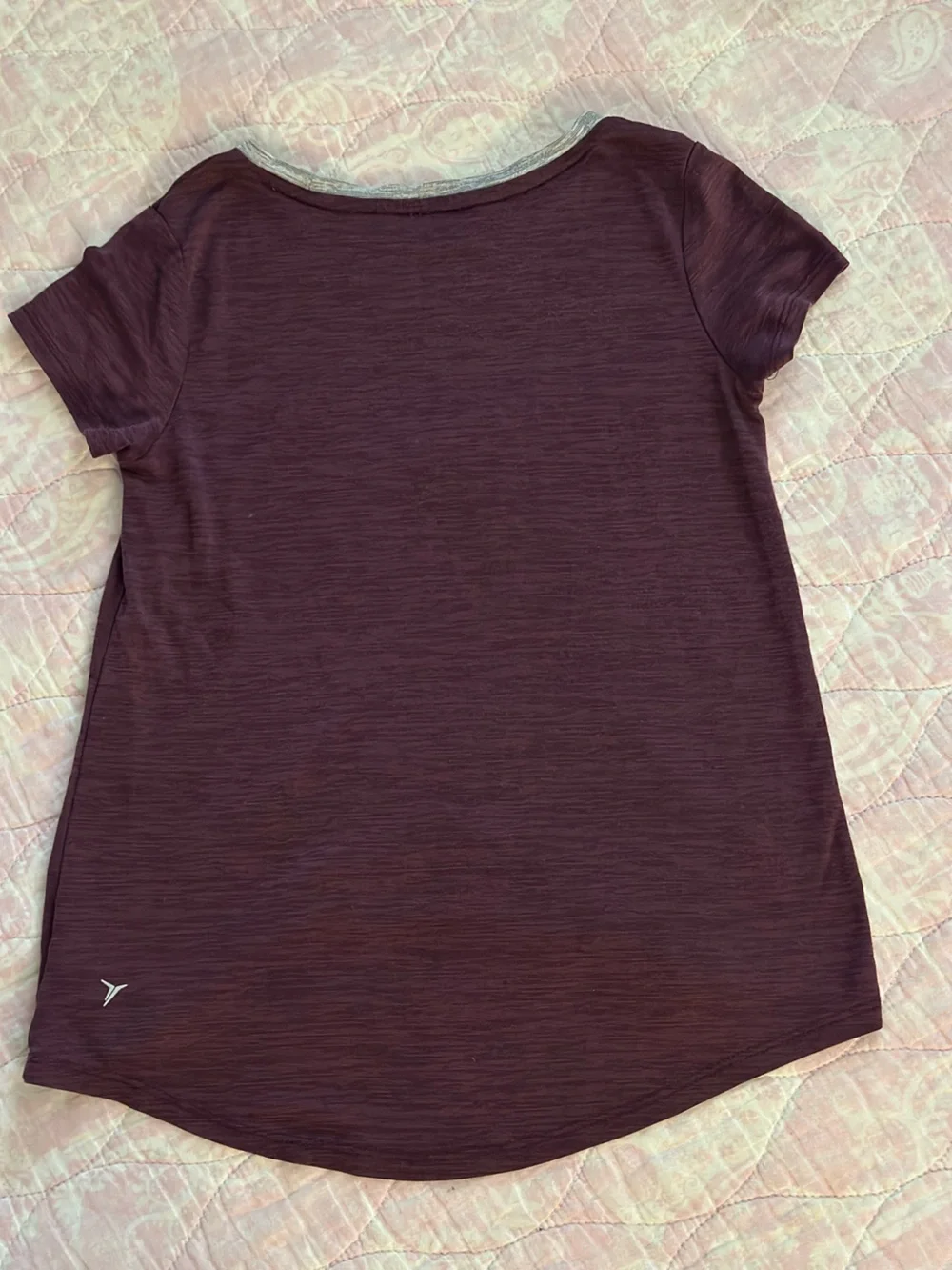 Old Navy Active “Go Dry” Short Sleeve Crewneck Top in Deep Plum | Sz: M | Modal